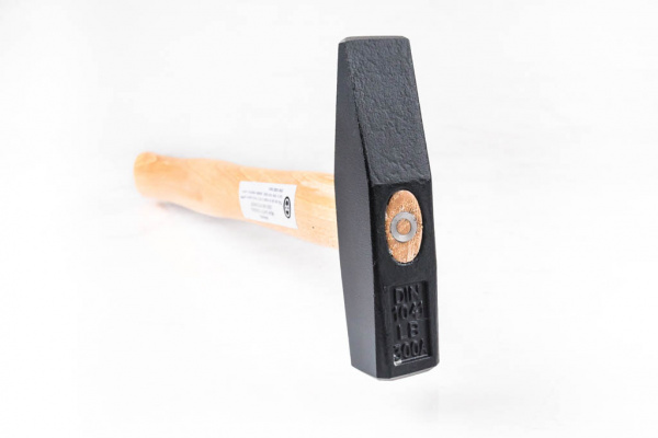 AHM-002_2